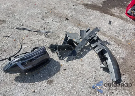 2015 Dodge Charger Sxt z USA, uszkodzony, nr VIN 2C3CDXHG8FH886671